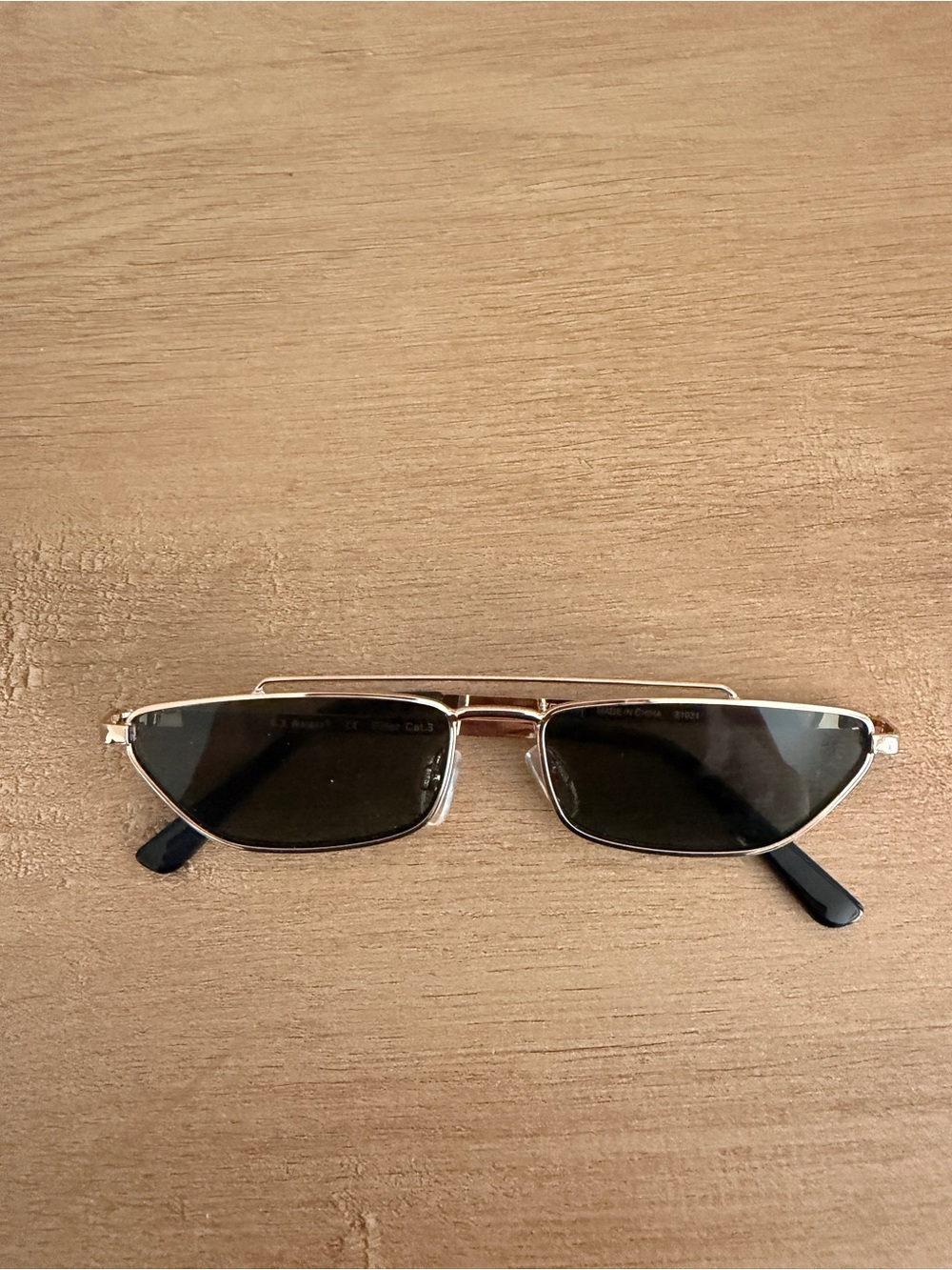 Women’s Slim Rectangle Sunglasses in Gold and Black